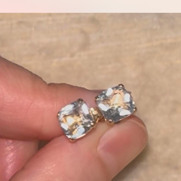 Gorgeous 14k/10k yellow gold natural aquamarine stud earrings - Picture 3 of 7